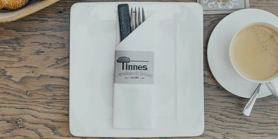 Café & Bäckerei Tinnes
